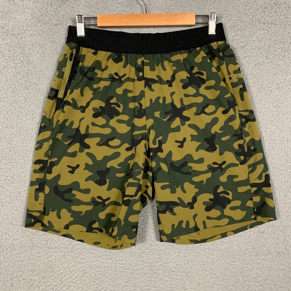 Ten Thousand Interval Shorts‎ Men's Medium Green Camo Unlined Wicking Activewear